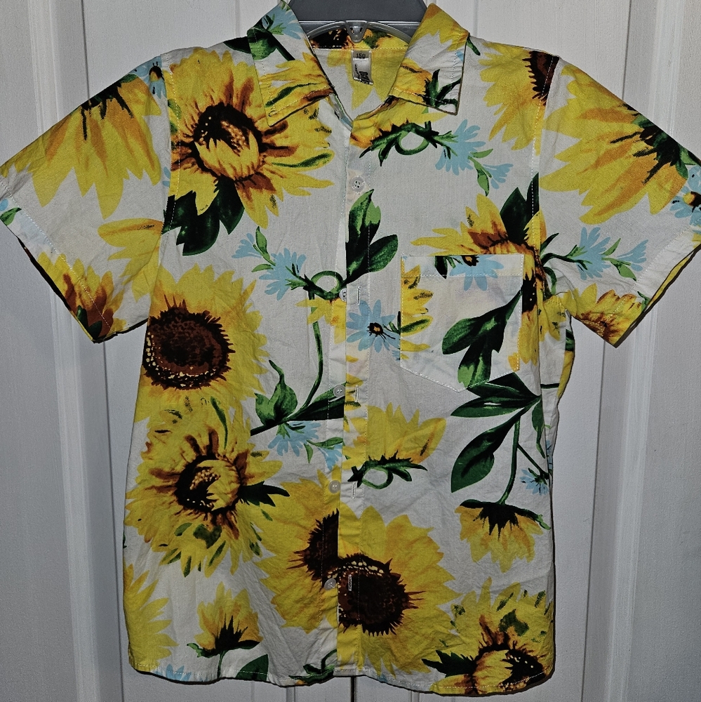 OCHENTA Boys Hawaiian Shirt Button Down, with sunflowers